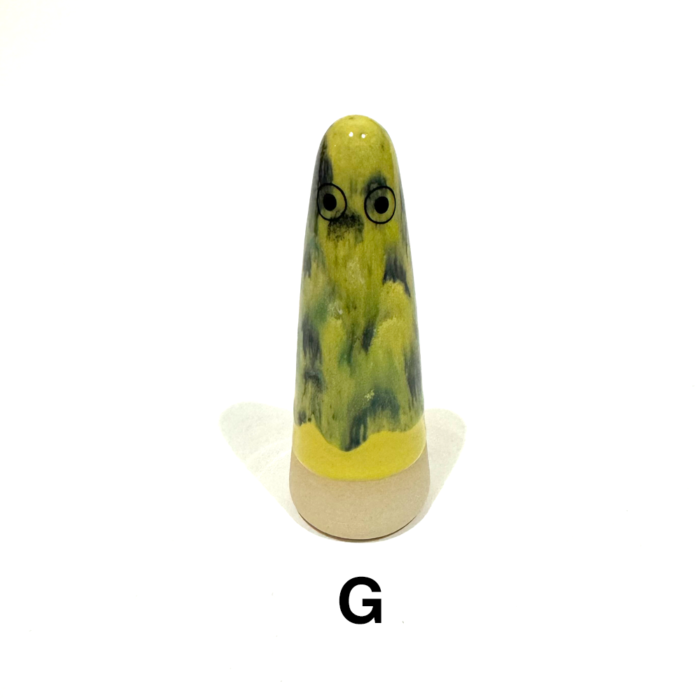 Yellow base layer with darker drippy pattern on top