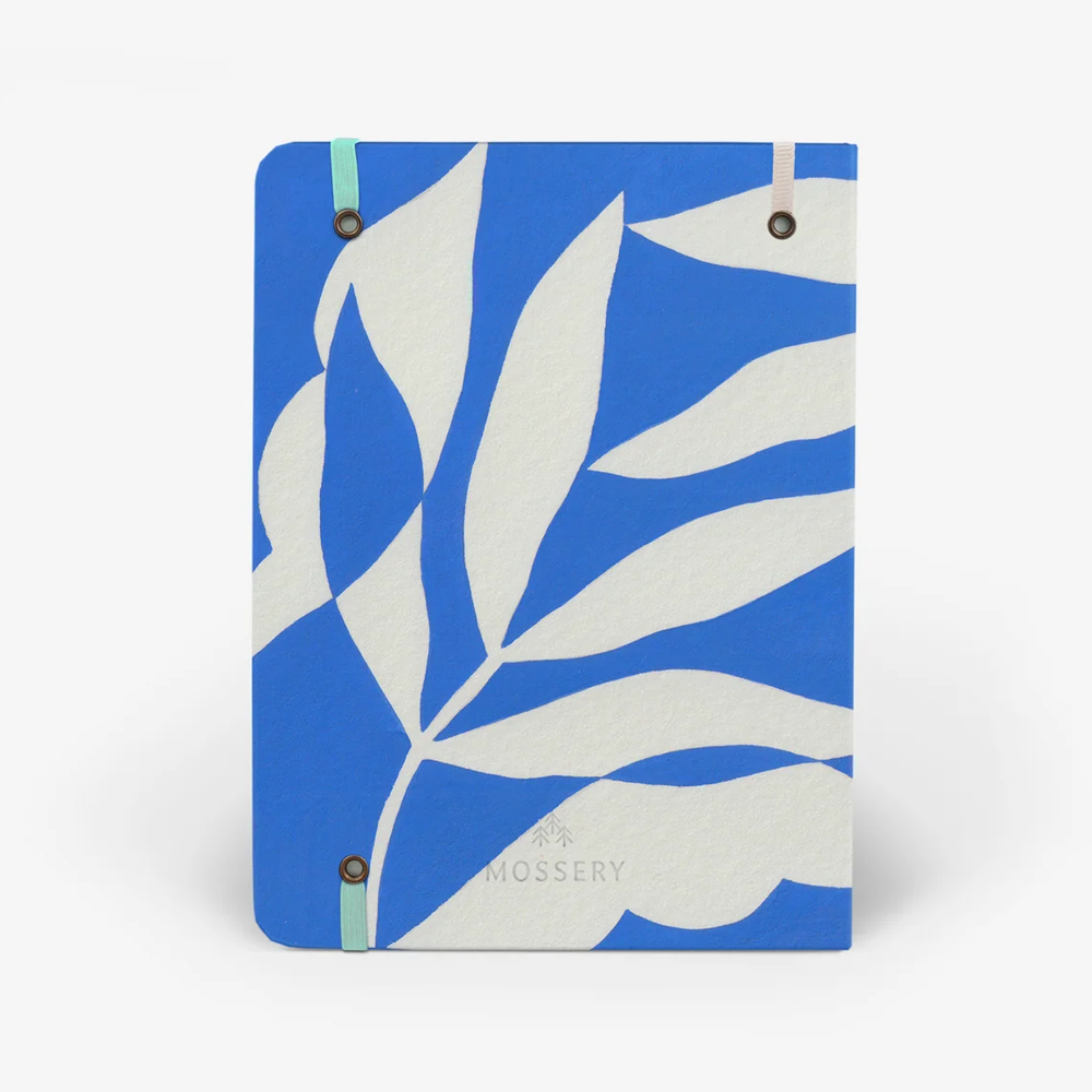 2027 Weekly & Monthly Vertical Planner by Mossery