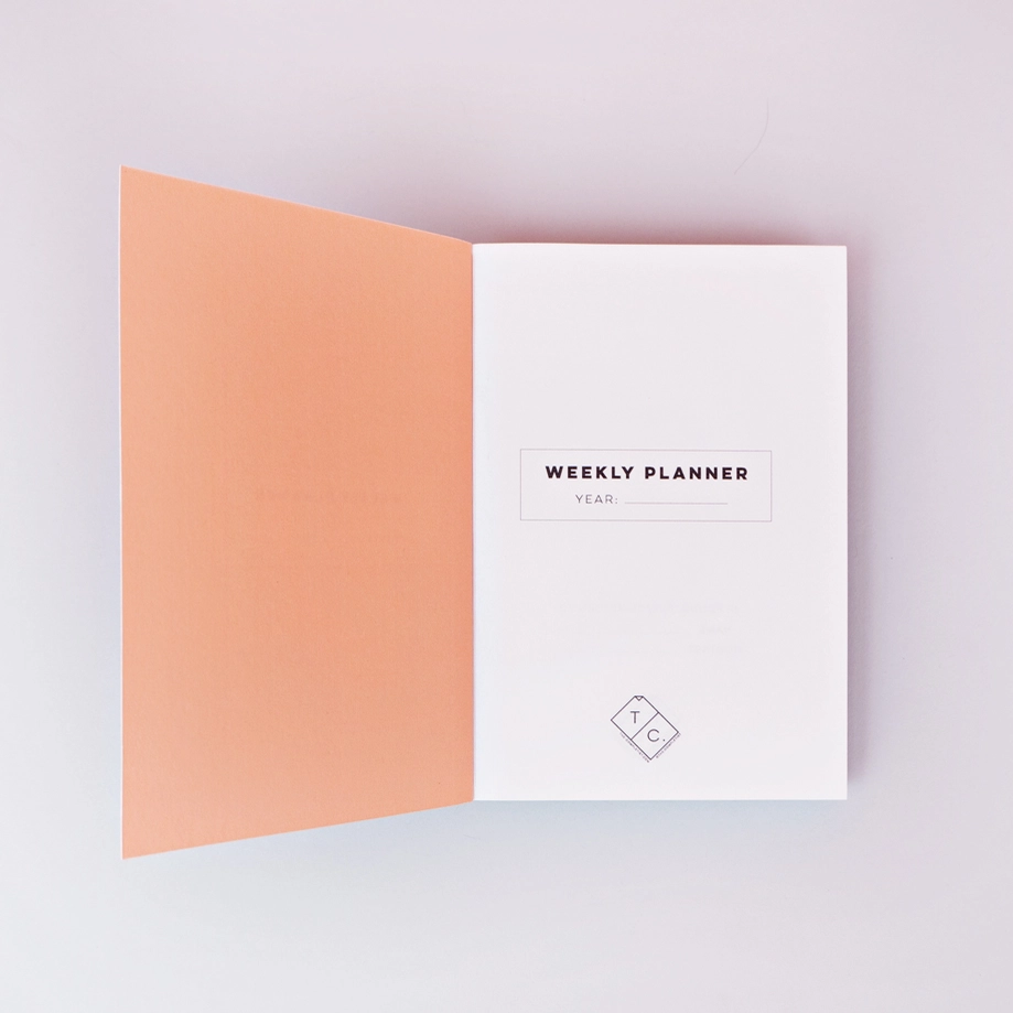 Pocket Weekly & Monthly Planner by The Completist