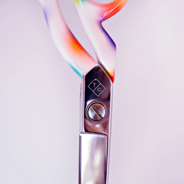 Gradient Crafting Scissors by The Completist